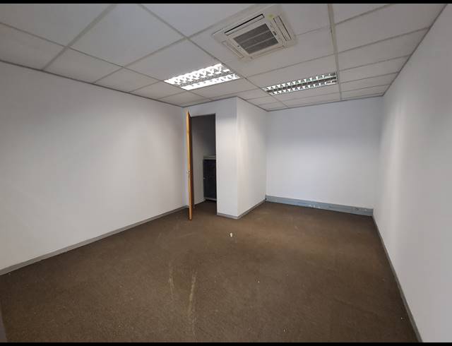 772M² OFFICE TO LET IN CRAIGHALL